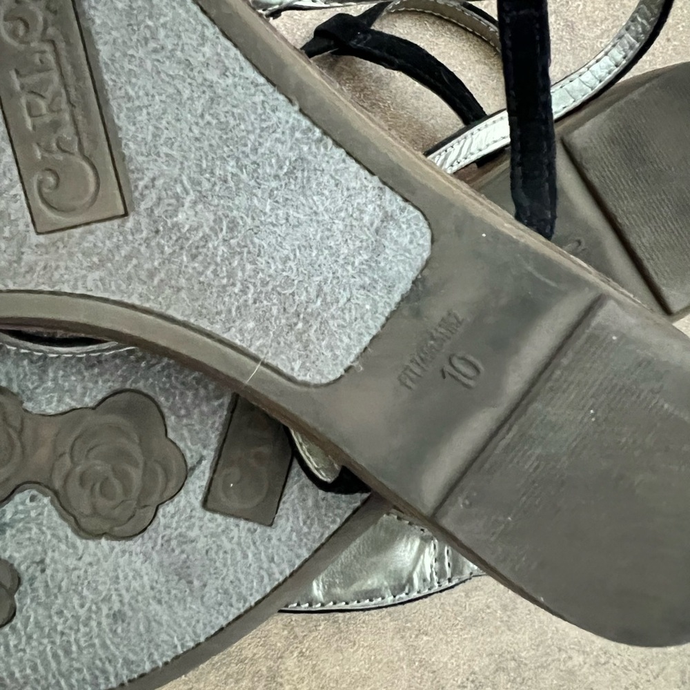 Carlos Santana Sandals - Picture 3 of 4